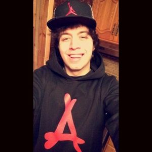 Meet your Posher, Marc